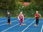 T11-sarjan 60 metrin lähtökiihdytys. Juoksijat vasemmalta lukien Milla Lehtelä, Milla Möttönen ja Erika Luoto.