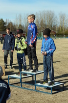 P11-sarjan pituushypyn palkintojenjako. Voittajaksi hyppäsi Lohtajan Veikkojen Elmo Jukkola tuloksella 443.